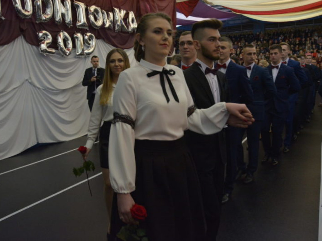 100-dniówka w ZSP, czyli poloneza czas zacząć!