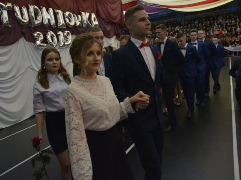 100-dniówka w ZSP, czyli poloneza czas zacząć!