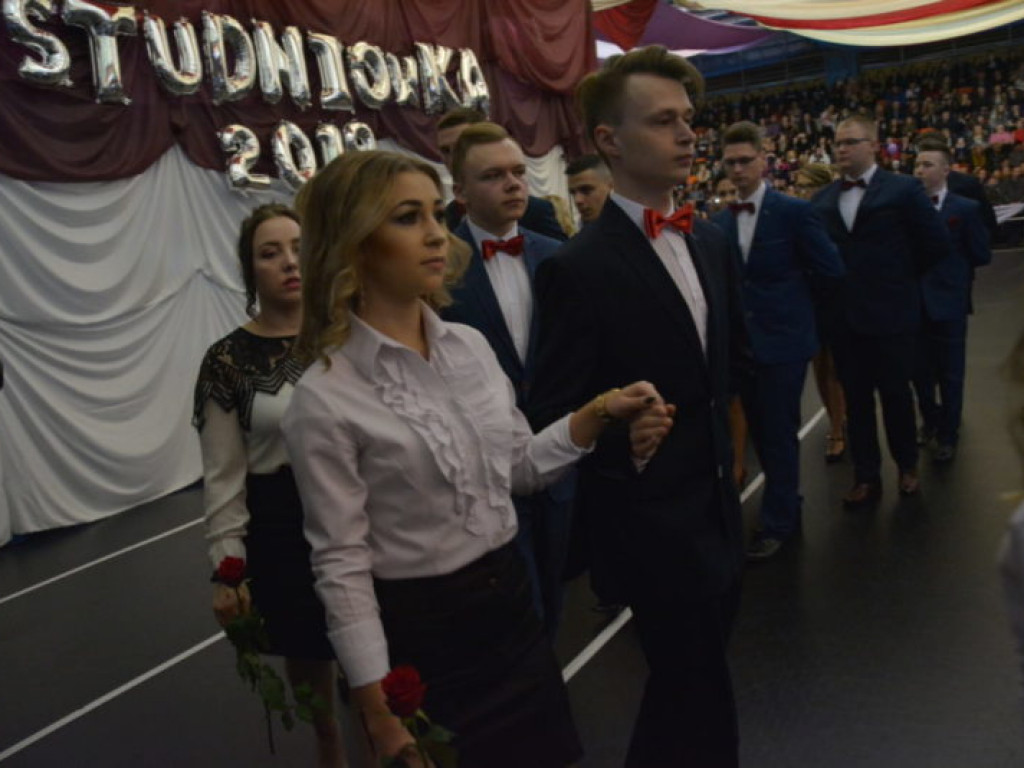 100-dniówka w ZSP, czyli poloneza czas zacząć!