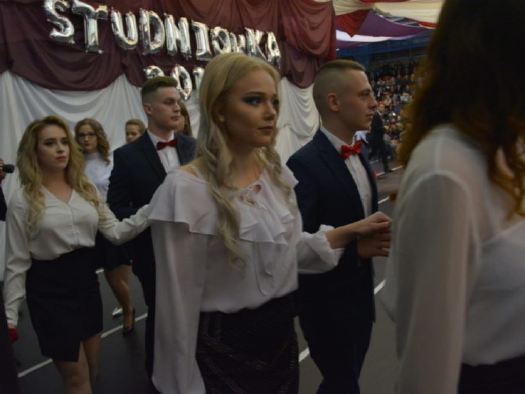 100-dniówka w ZSP, czyli poloneza czas zacząć!