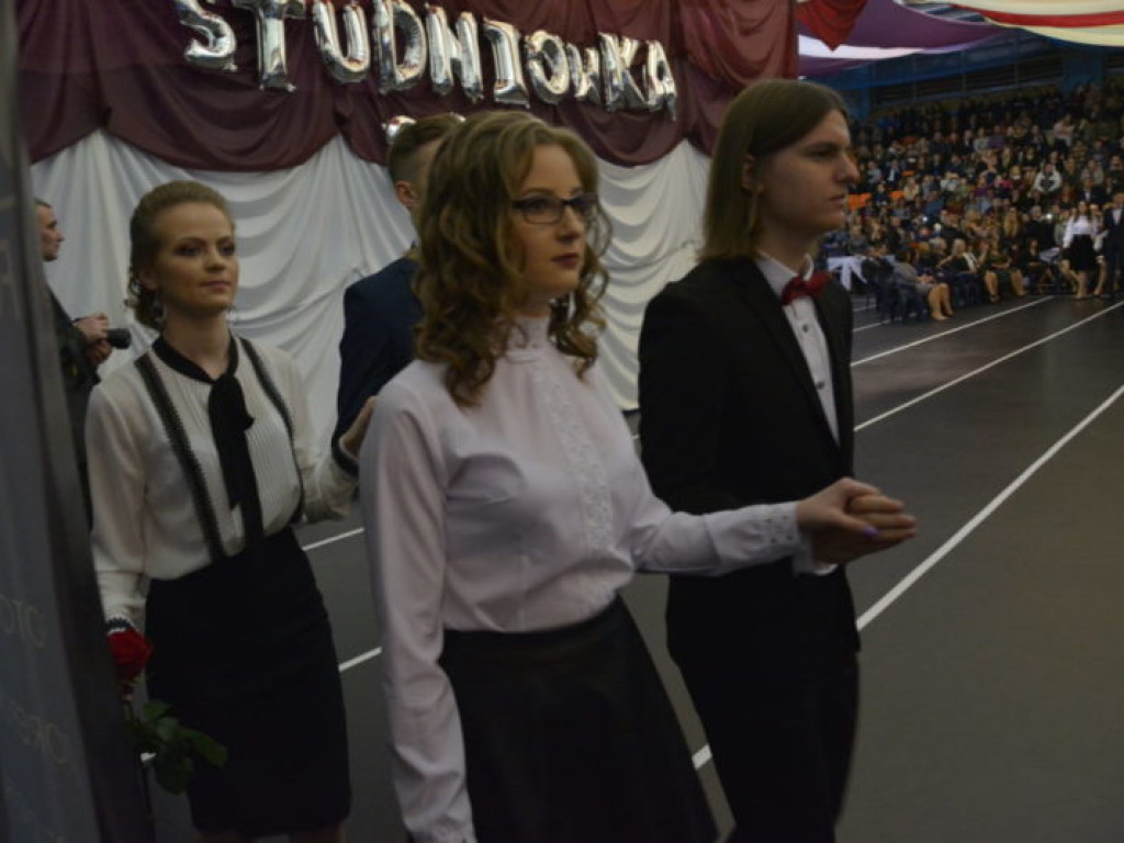 100-dniówka w ZSP, czyli poloneza czas zacząć!