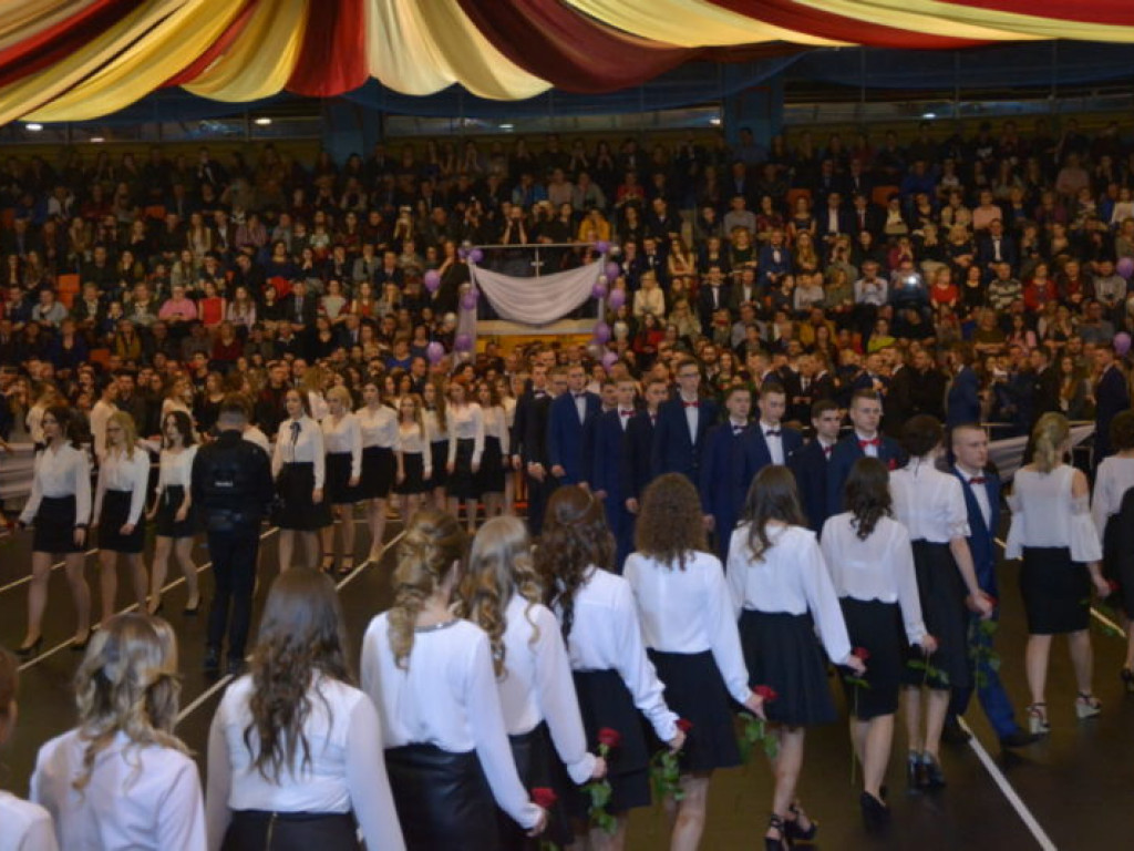 100-dniówka w ZSP, czyli poloneza czas zacząć!