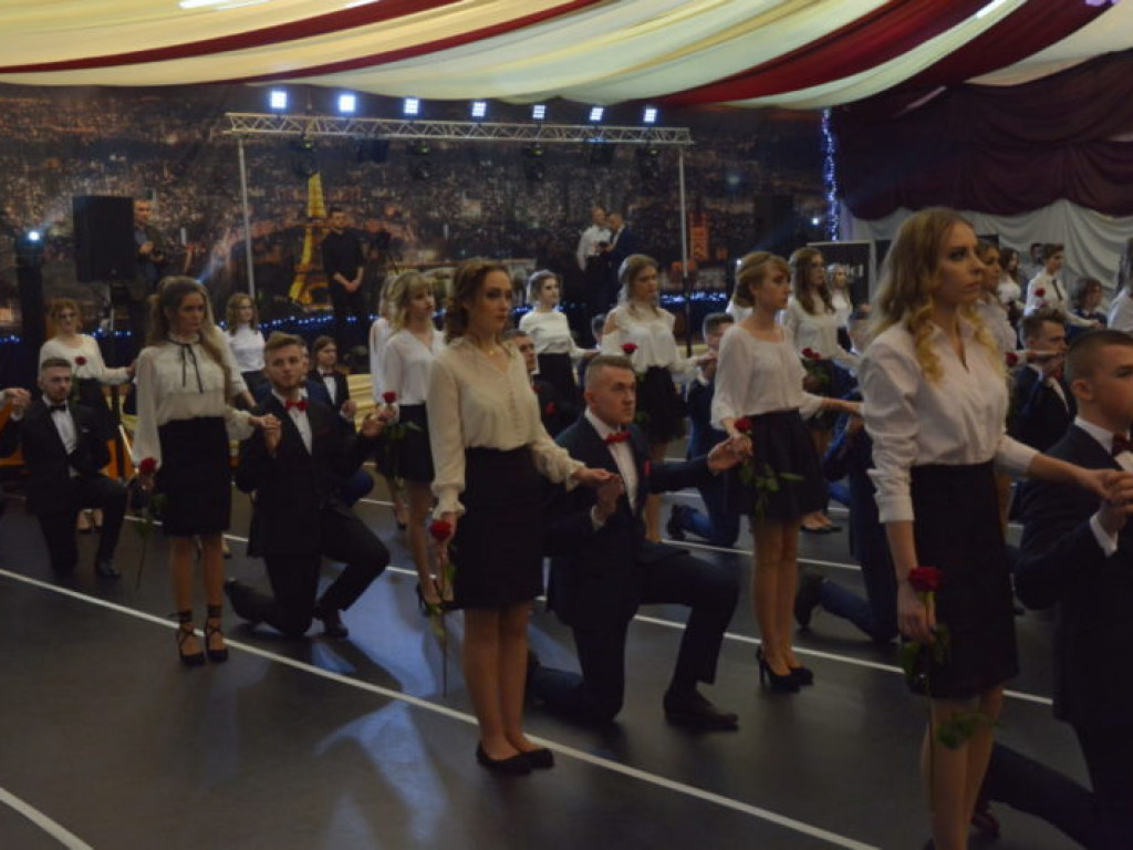 100-dniówka w ZSP, czyli poloneza czas zacząć!