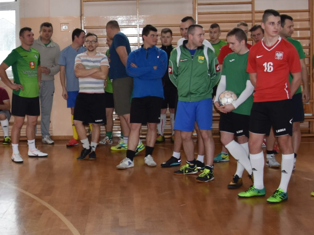 Turniej Halowej Piłki Nożnej Ochotniczych Straży Pożarnych Gminy Radzyń Podlaski 2019 rozstrzygnięty