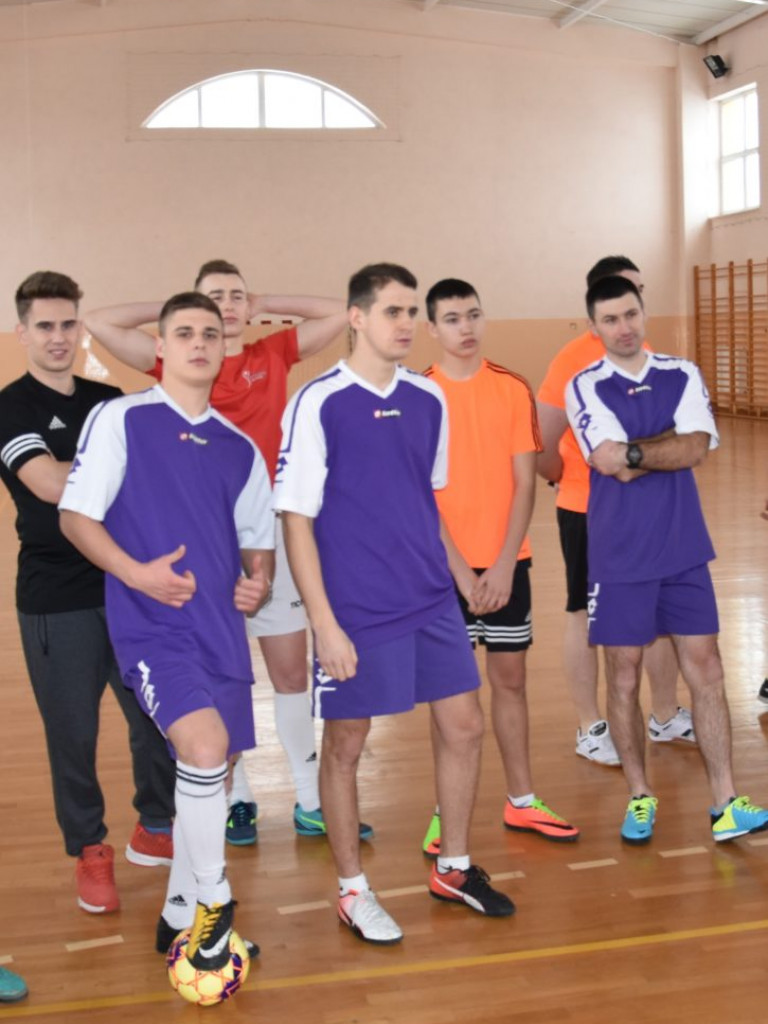 Turniej Halowej Piłki Nożnej Ochotniczych Straży Pożarnych Gminy Radzyń Podlaski 2019 rozstrzygnięty