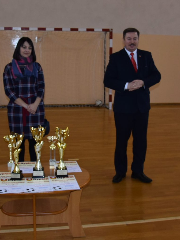 Turniej Halowej Piłki Nożnej Ochotniczych Straży Pożarnych Gminy Radzyń Podlaski 2019 rozstrzygnięty