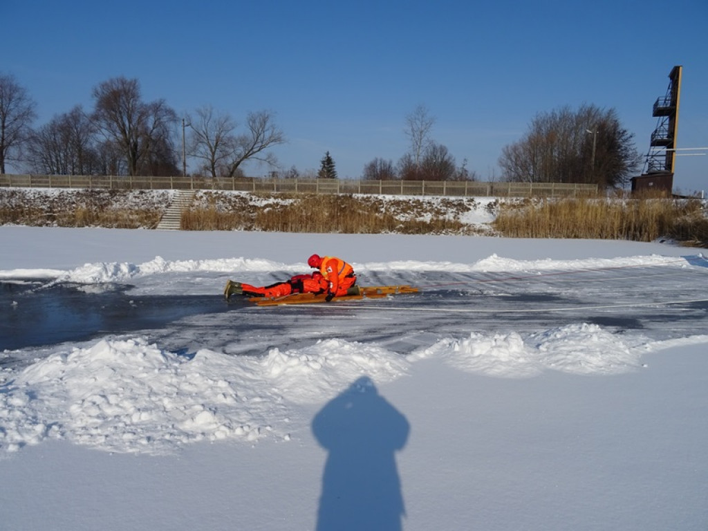 Ćwiczenia z zakresu ratownictwa lodowego