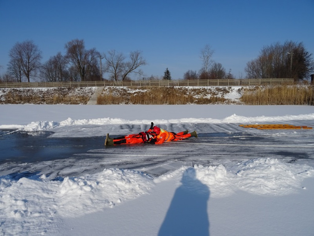 Ćwiczenia z zakresu ratownictwa lodowego