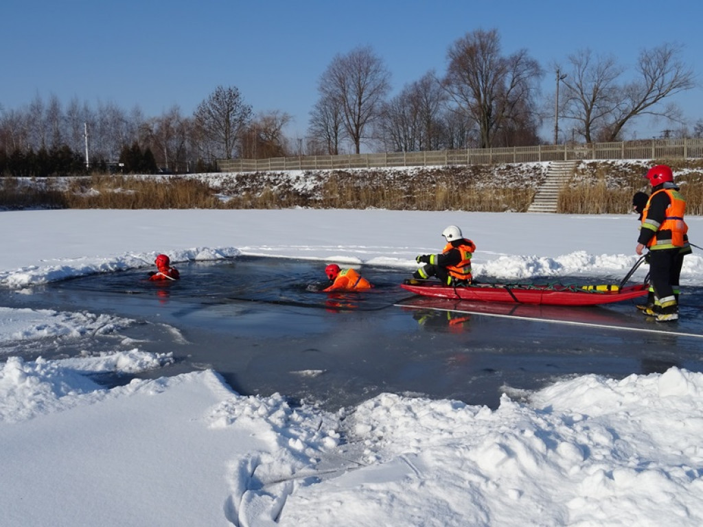 Ćwiczenia z zakresu ratownictwa lodowego