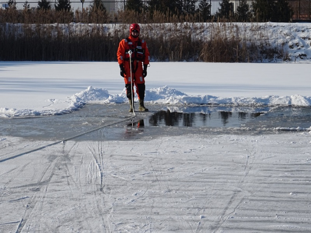 Ćwiczenia z zakresu ratownictwa lodowego