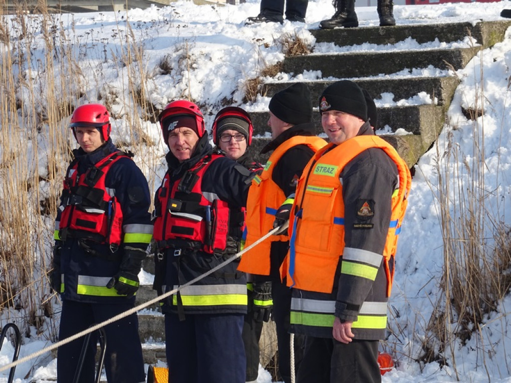 Ćwiczenia z zakresu ratownictwa lodowego