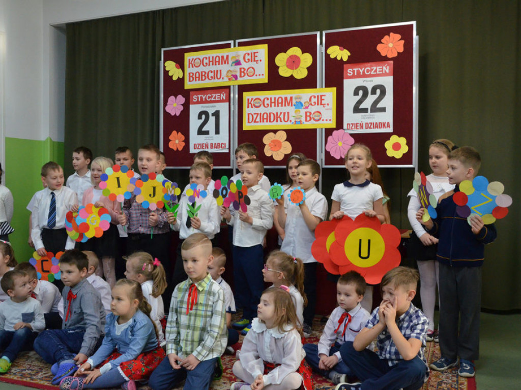 Dzień Babci i Dziadka w Szkole Podstawowej w Białej