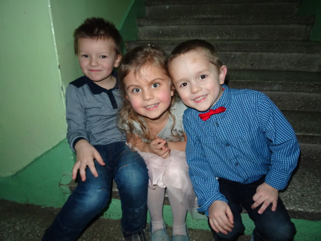 Zabawa karnawałowa w szkole w Zakrzewie