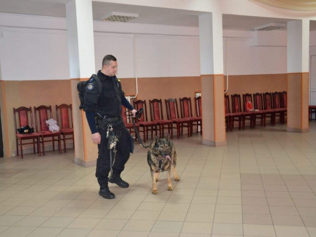 Spotkanie dzieci z gminy Ulan-Majorat z policjantami