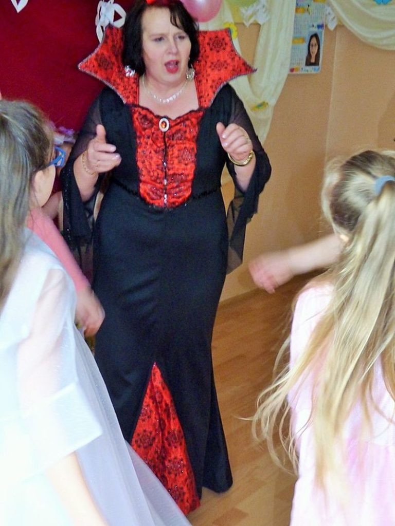 Bal przebierańców w Szkole Podstawowej w Żakowoli Poprzecznej