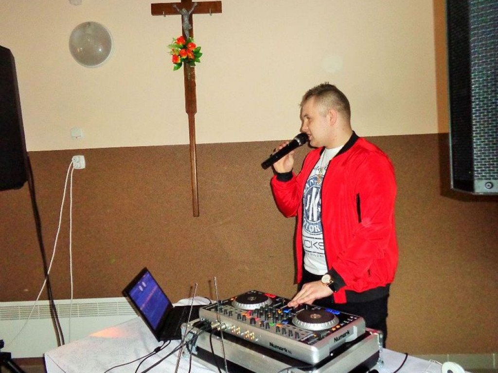 Zabawa w Szkole Podstawowej w Grabowcu