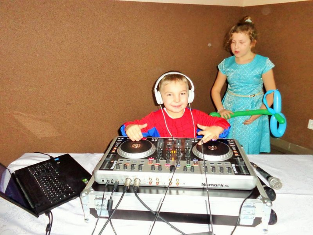 Zabawa w Szkole Podstawowej w Grabowcu