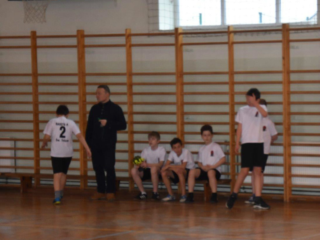 Feryjny halowy turniej piłki nożnej