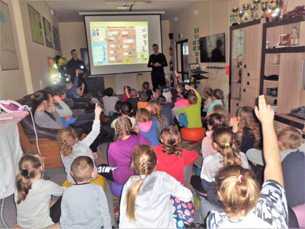 Pierwszy tydzień ferii z domem kultury w Brzozowicy Dużej