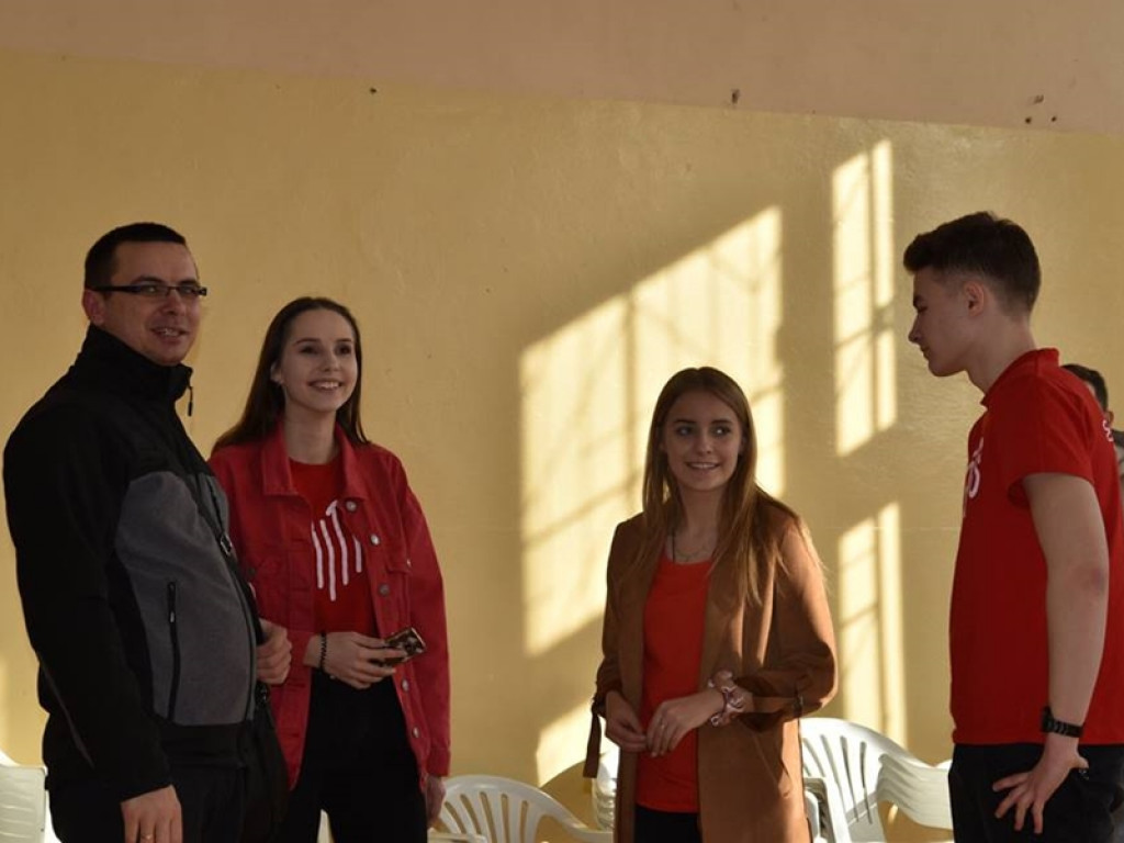 Akcja pomocy Adamowi Jeżowi