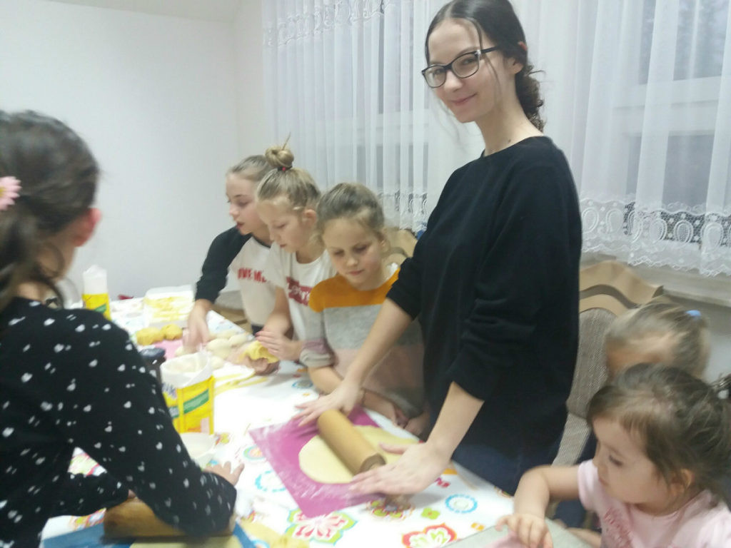 Karnawałowe wypieki w GOKiS-ie