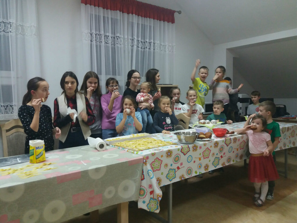 Karnawałowe wypieki w GOKiS-ie