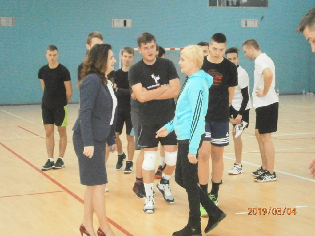 Powiatowy finał Licealiady w hali ZSP