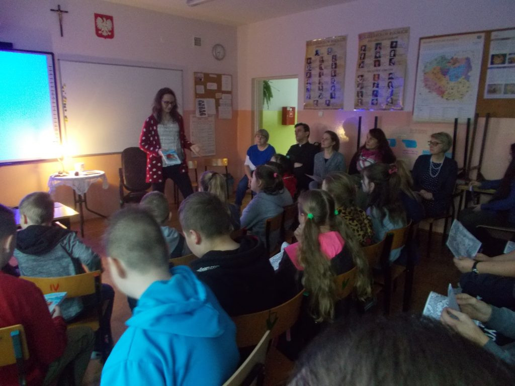 Spotkanie autorskie w Szkole Podstawowej w Ostrówkach