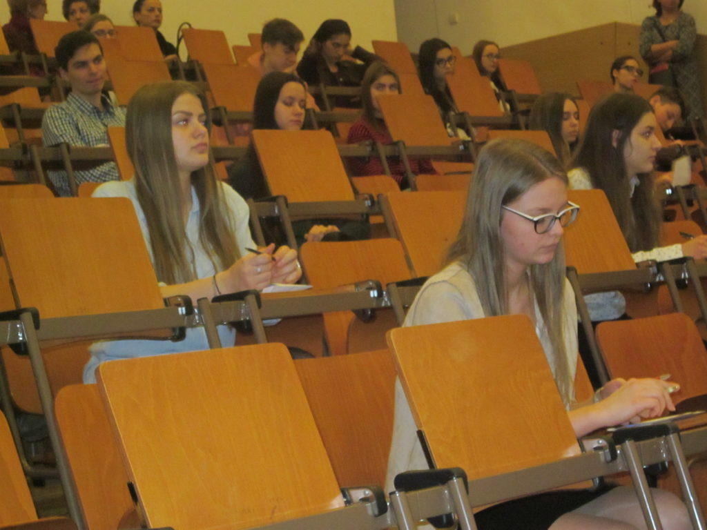 Uczennice LO w Komarówce w Olimpiadzie Języka Rosyjskiego