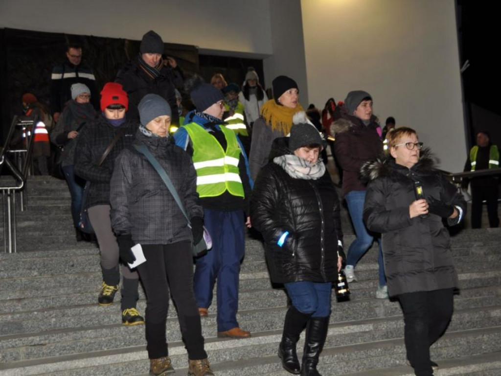 Plenerowa Nocna Droga Krzyżowa z Żołnierzami Wyklętymi