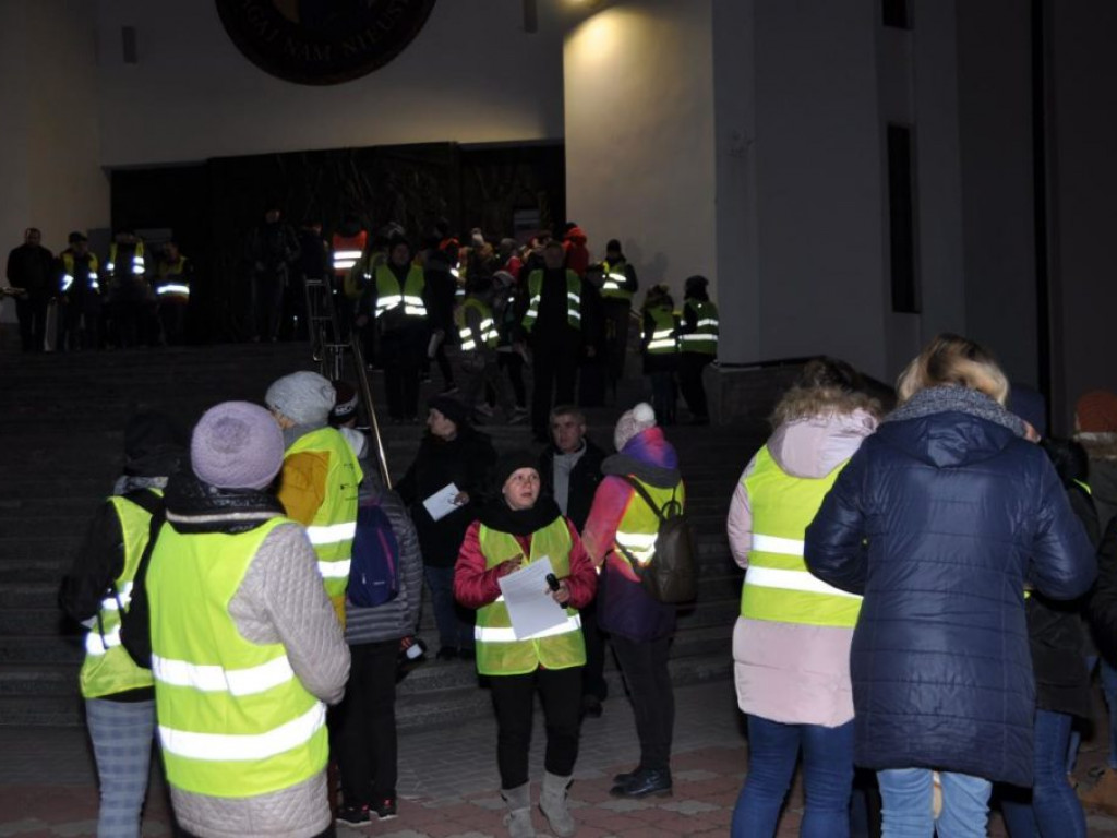 Plenerowa Nocna Droga Krzyżowa z Żołnierzami Wyklętymi
