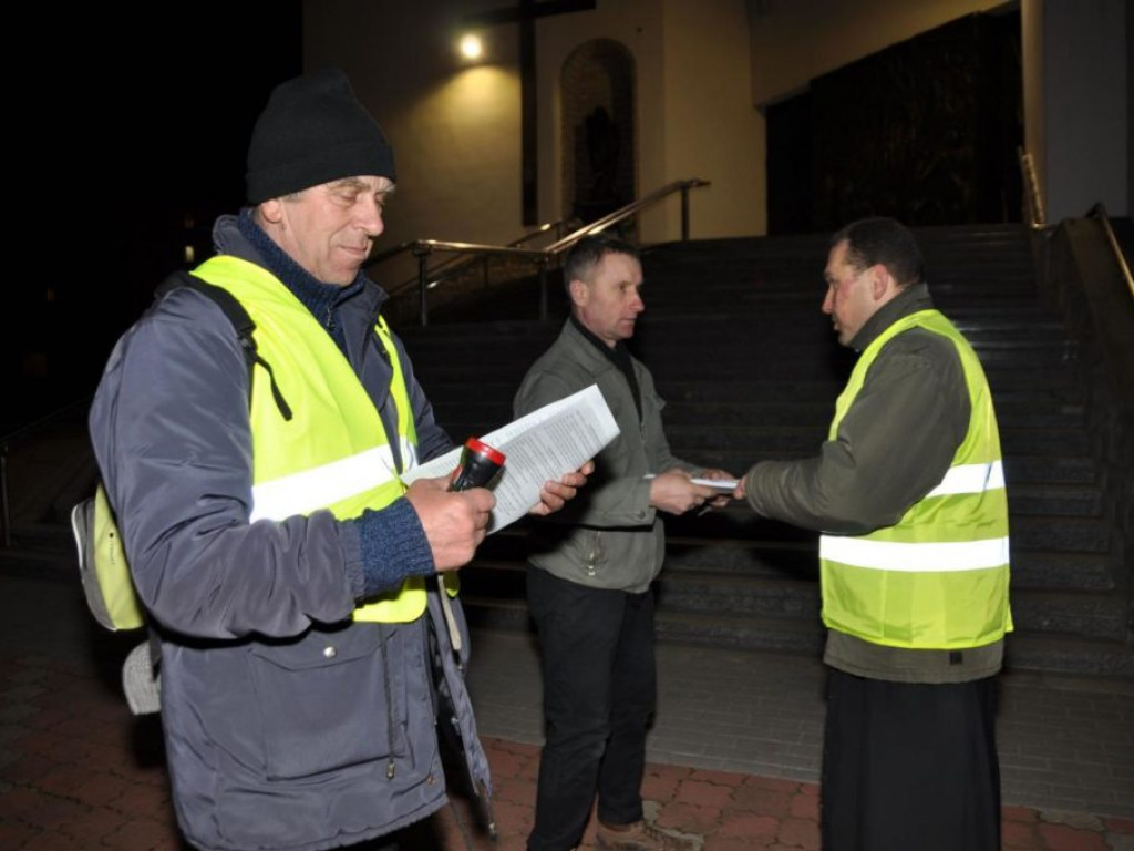 Plenerowa Nocna Droga Krzyżowa z Żołnierzami Wyklętymi
