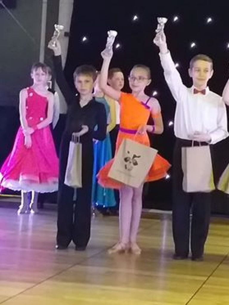 Młodzi tancerze z Radzynia na turnieju w Janowie Podlaskim
