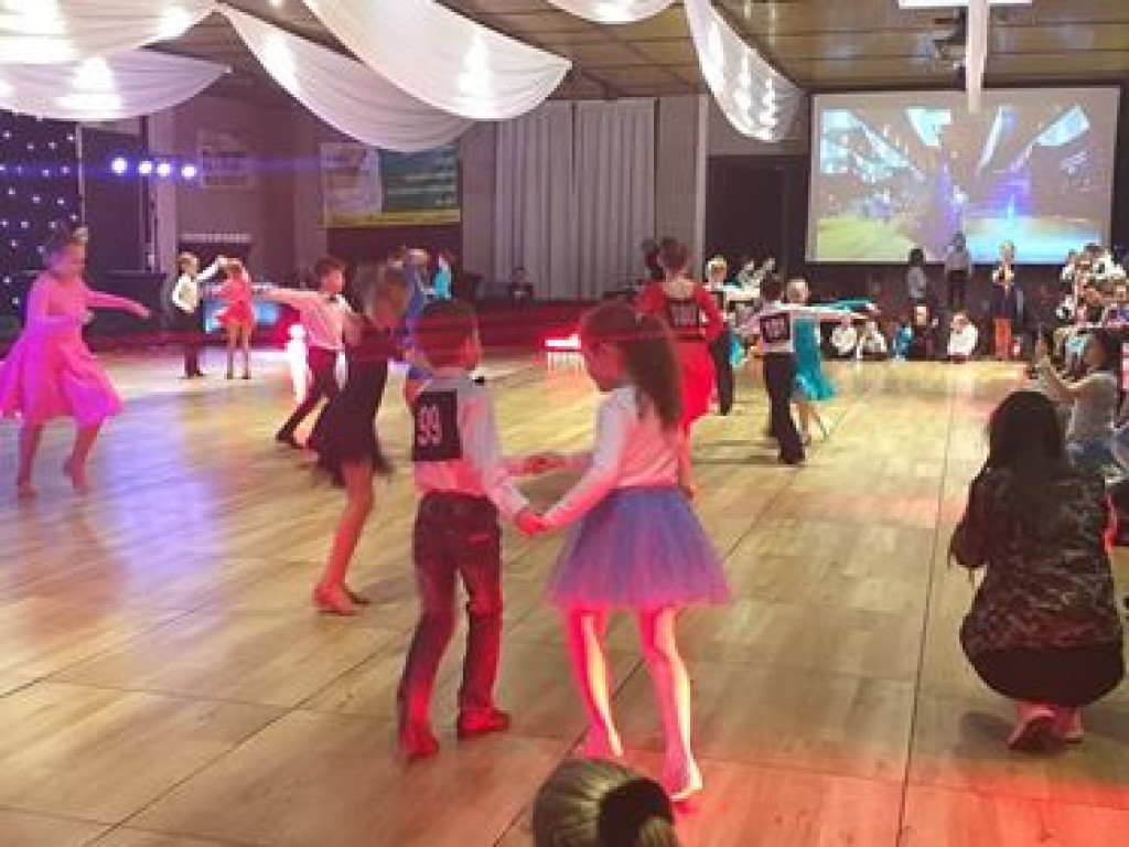 Młodzi tancerze z Radzynia na turnieju w Janowie Podlaskim