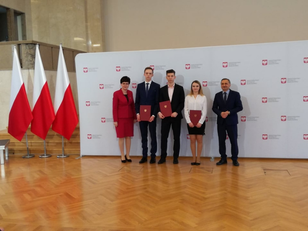 Stypendia ministra edukacji dla uczniów ZSP