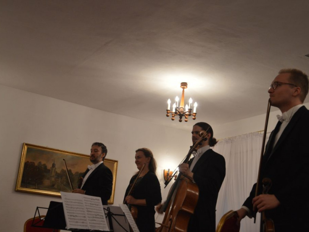 Zahipnotyzowani klasykiem, czyli koncert Gliere Quartet