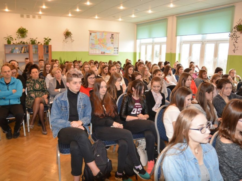 Konferencja w ZSP o handlu ludźmi