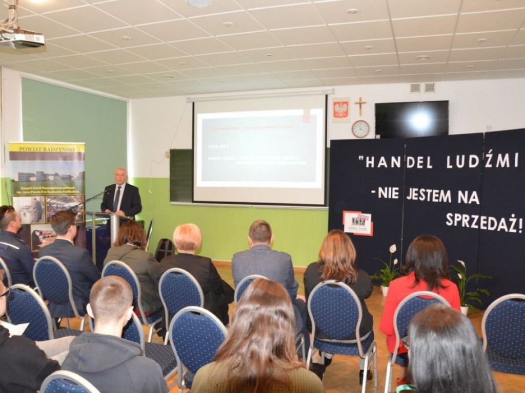Konferencja w ZSP o handlu ludźmi