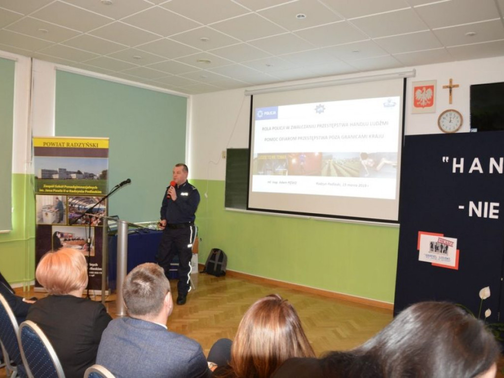 Konferencja w ZSP o handlu ludźmi