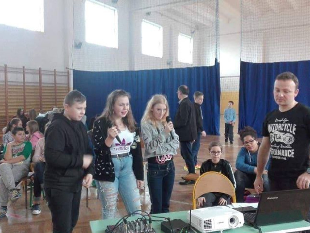 Szkolny Dzień Wiosny w Szkole Podstawowej w Białce