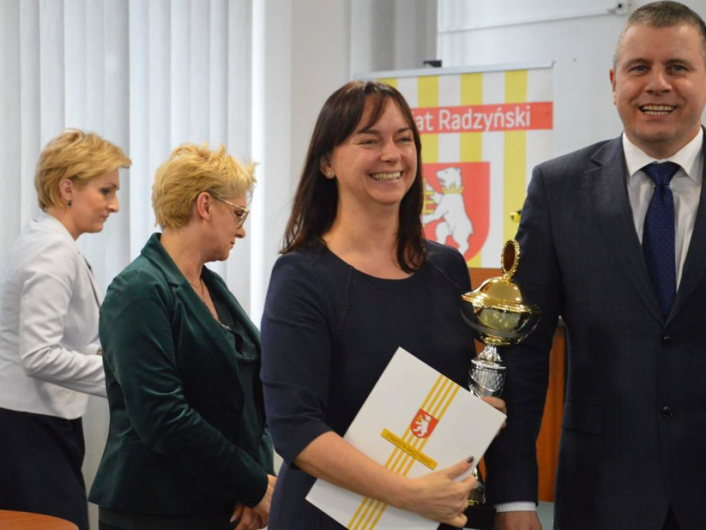 Sportowcy nagrodzeni na sesji Rady Powiatu