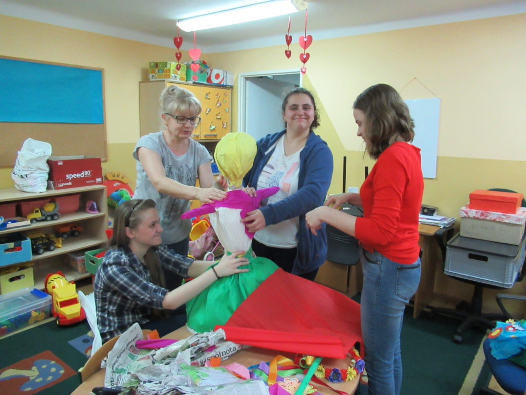 Dzień Przedsiębiorczości w LO w Komarówce