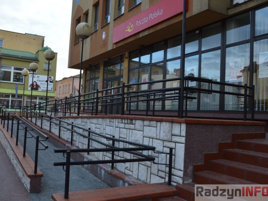 Radzyń dla niepełnosprawnych - podjazdy w instytucjach