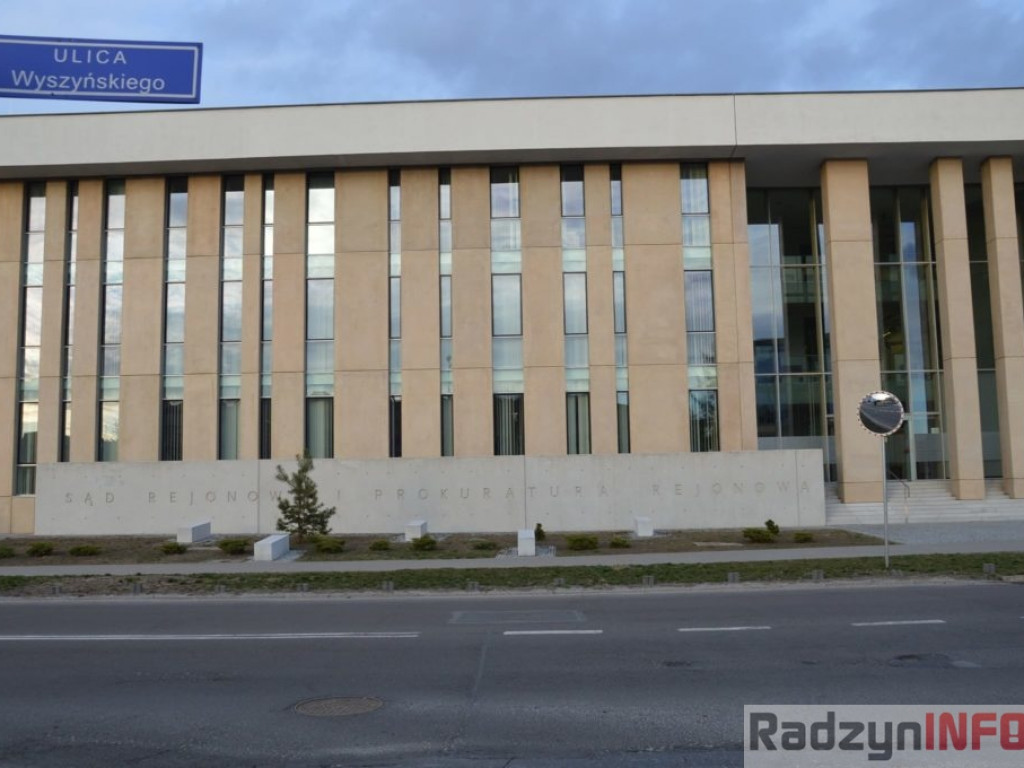 Radzyń dla niepełnosprawnych - podjazdy w instytucjach