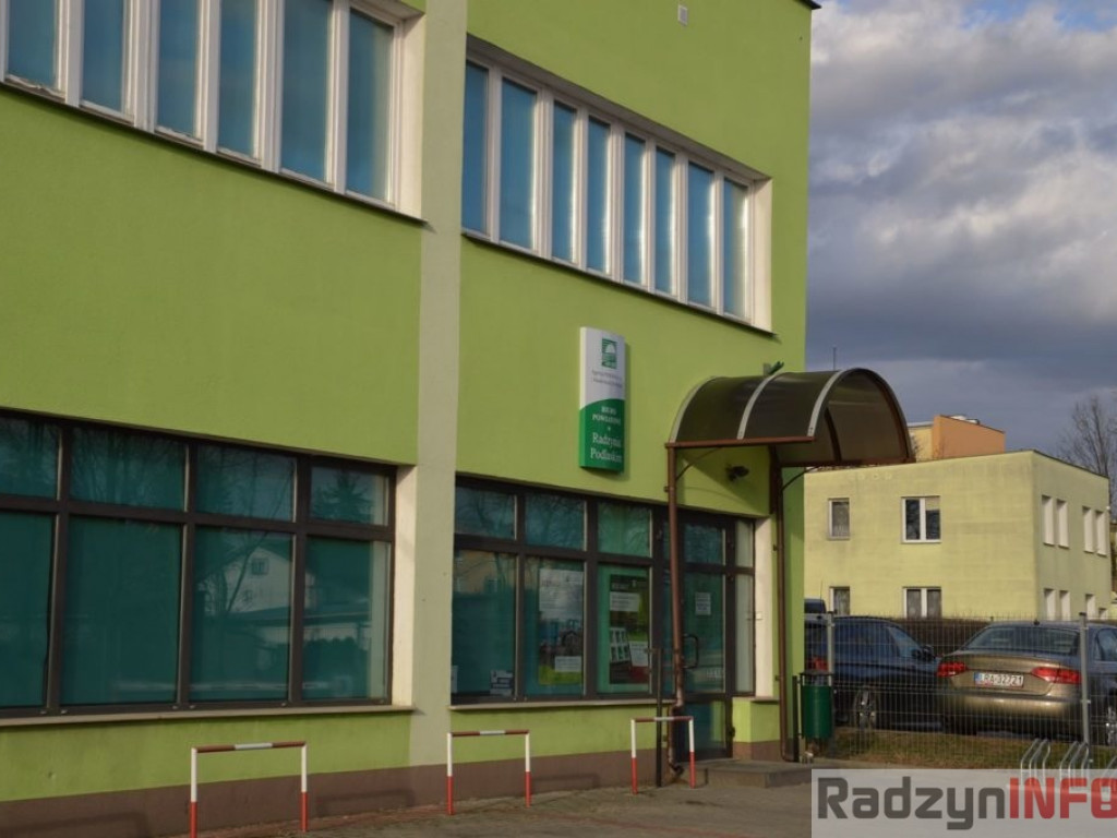 Radzyń dla niepełnosprawnych - podjazdy w instytucjach