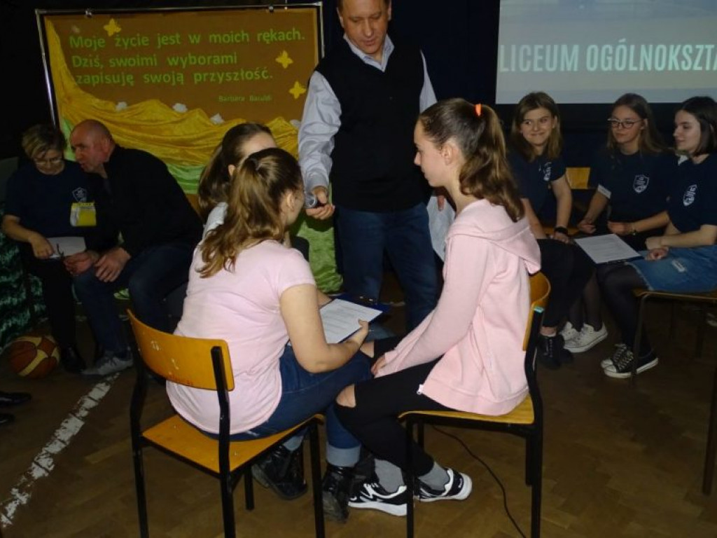 Dzień otwarty w LO w Komarówce - zdjęcia