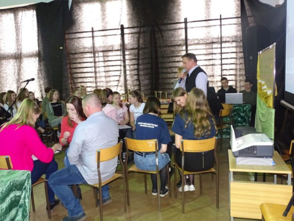 Dzień otwarty w LO w Komarówce - zdjęcia