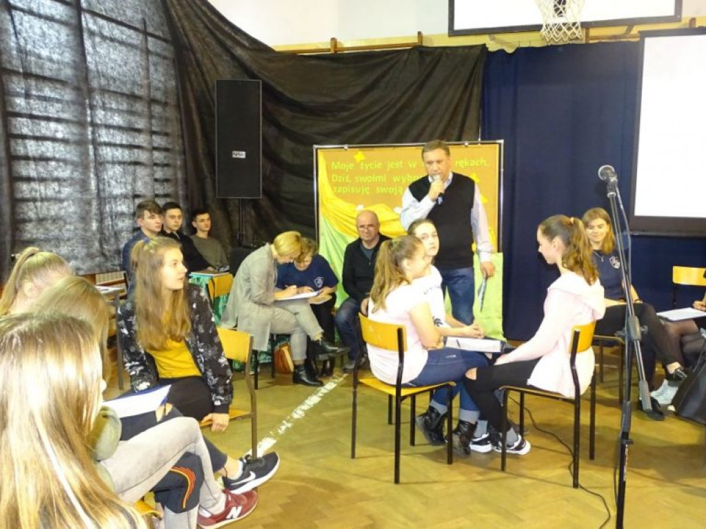 Dzień otwarty w LO w Komarówce - zdjęcia