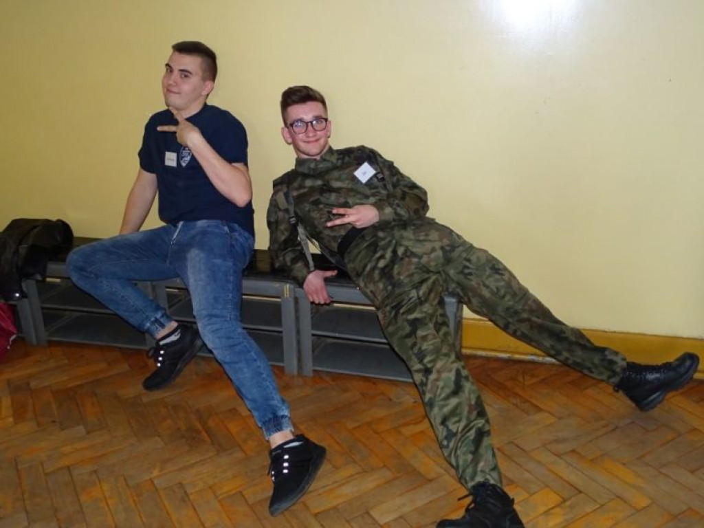 Dzień otwarty w LO w Komarówce - zdjęcia