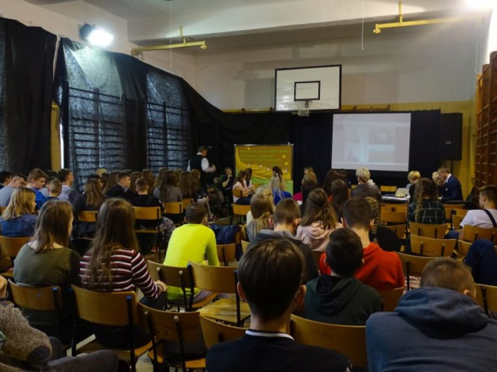 Dzień otwarty w LO w Komarówce - zdjęcia